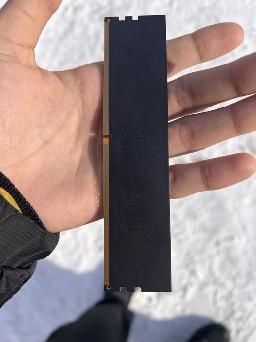 Продам оперативку 8 гб