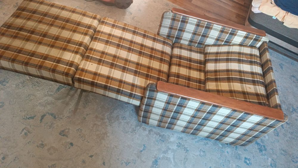 Продам раздвижное кресло