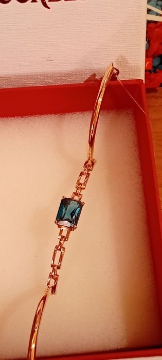 Золотой браслет. Камень Лондон Топаз.