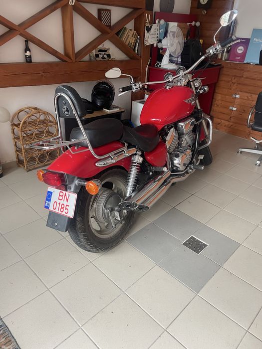 Honda vf 750c magna rc43