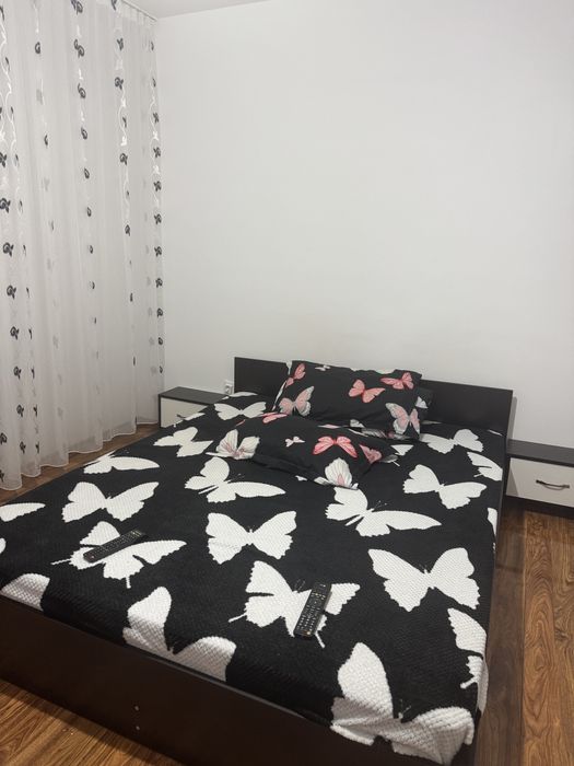 Vand mobila dormitor.