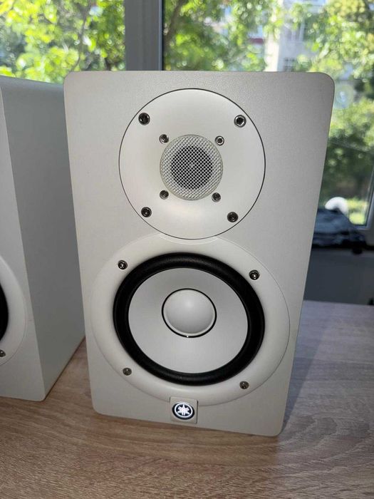 Pereche Monitoare de Studio Active Yamaha HS5 White – Impecabile