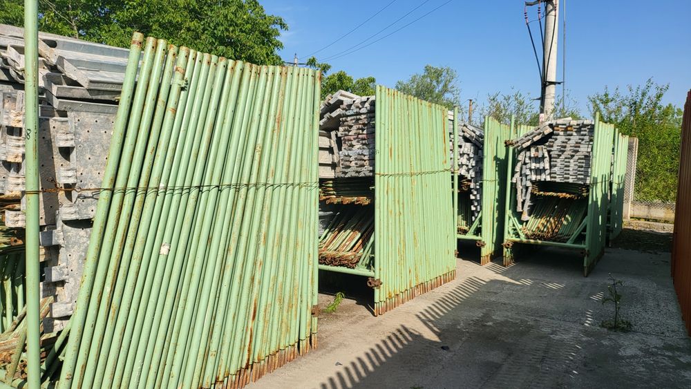 Schela metalica second in stare foarte buna