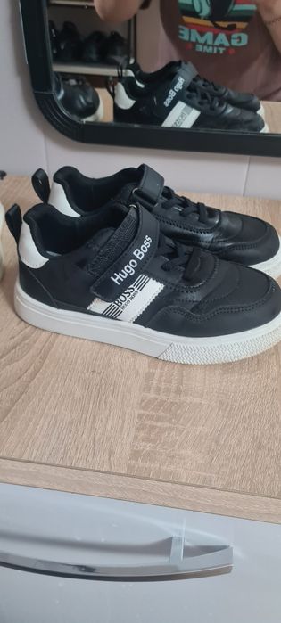 Продам обувь на мальчика