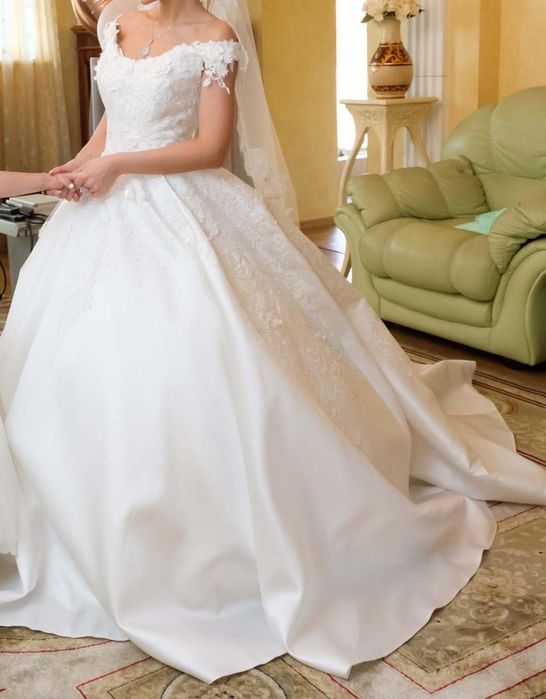 Продам свадебное платье