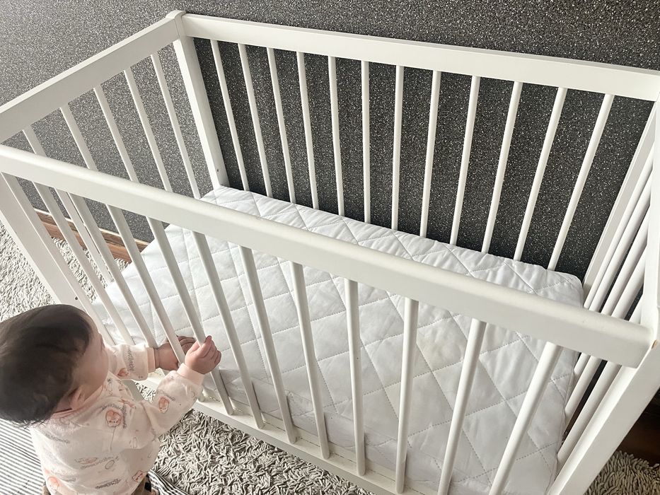 Продается детская кровать и ванночка