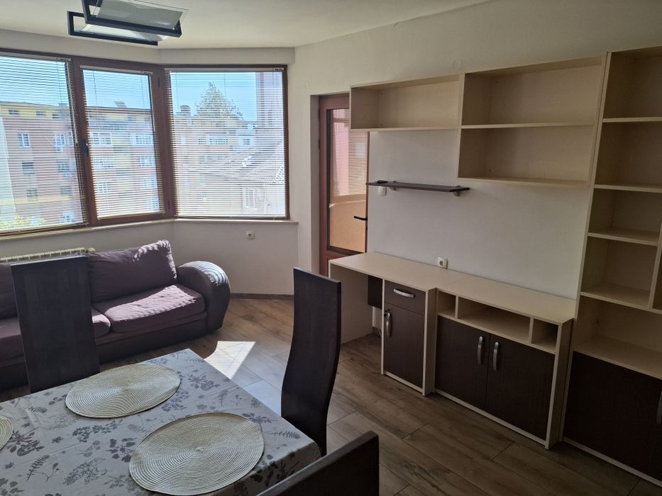 Дава се под наем Двустаен апартамент в Благоевград, Идеален център - 62 кв.м за 357 € - Снимка #4