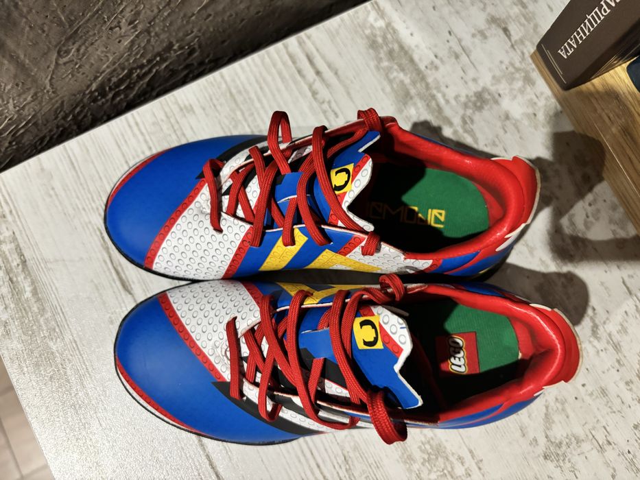 Adidas Lego за футбол