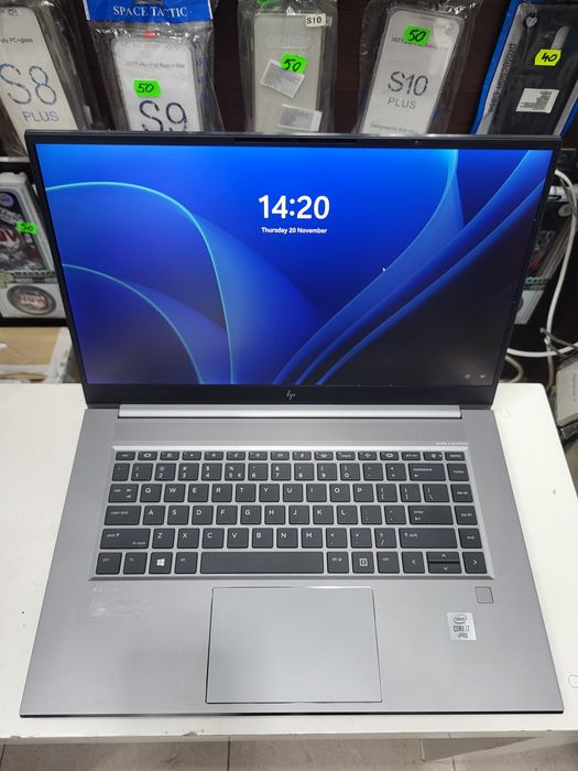Laptop 32gb 512 stocare