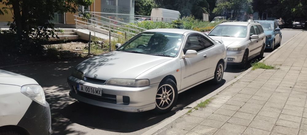 Honda Integra 1.6 zc автомат