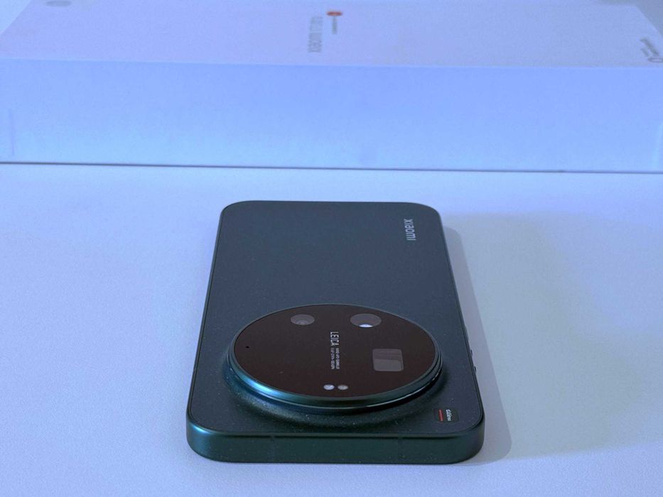 Бартер! Гаранция! НОВ! Xiaomi 17 Ultra 1TB/16GB Starlit Green (Зелен)