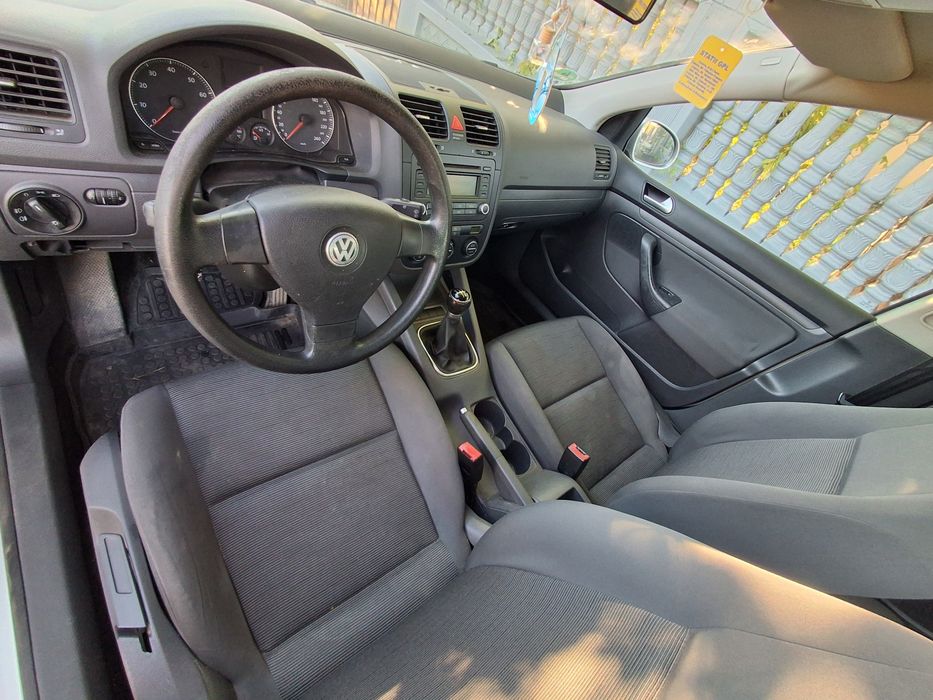 Golf 5 , mpi, 2006, distribuție schimbata, pompa de apa.