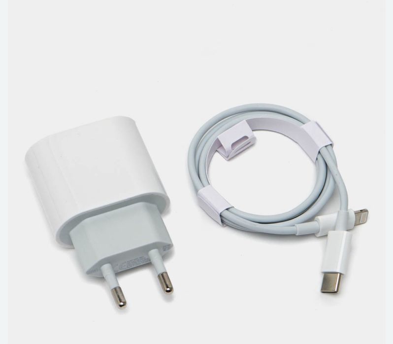Продается зарядка iPhone оригинал