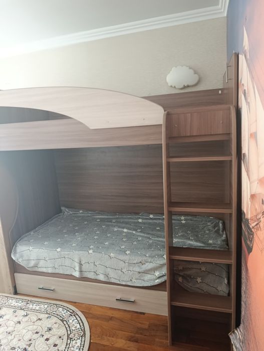 Продам срочно двухъярусная кровать