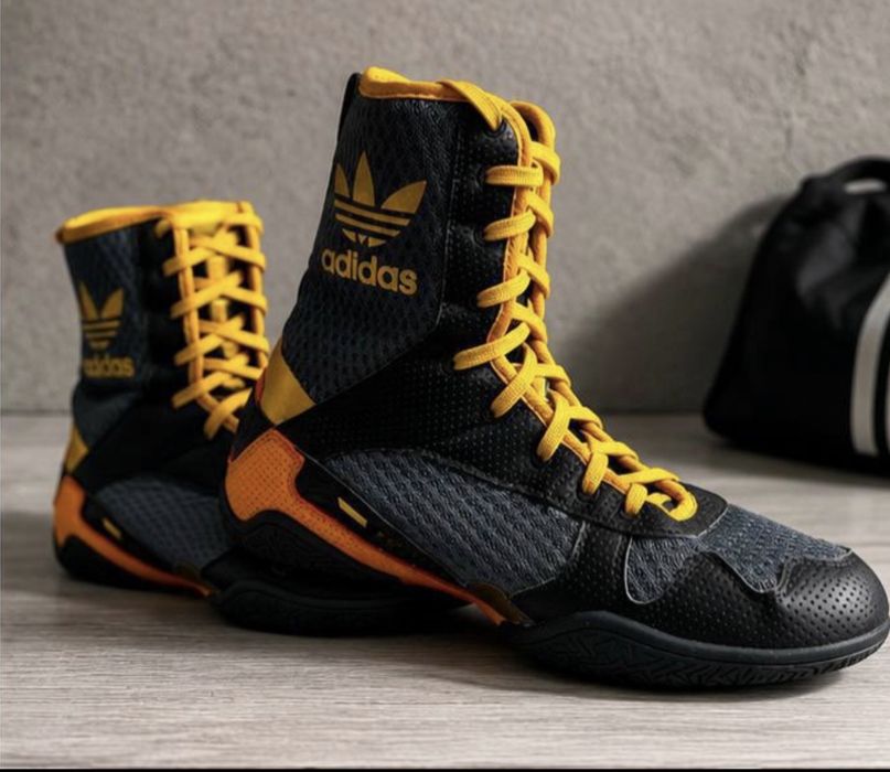 box oyoq kiymi adidas 44-45razmer rasm ozini xolati!