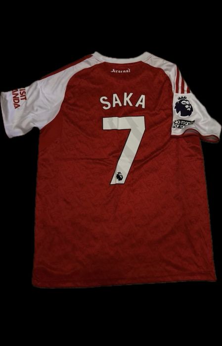 Tticou Saka arsenal