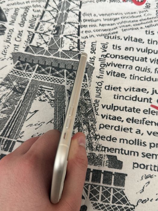 Продам IPHONE / Айфон 11  64 гб