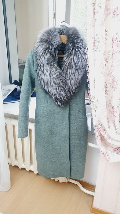 Зимнее пальто плотное теплое