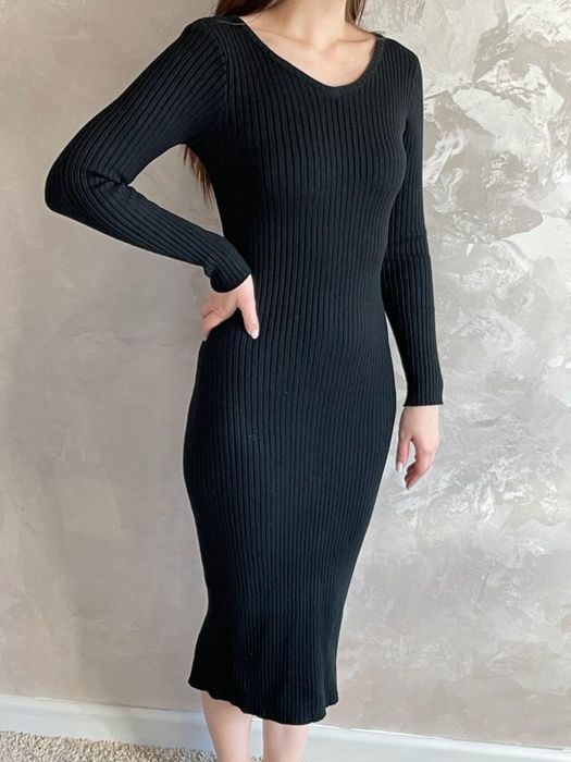 Вязаное платье