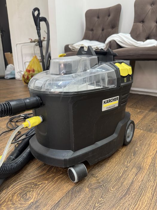 Продам моющий пылесос KARCHER КЕРХЕР