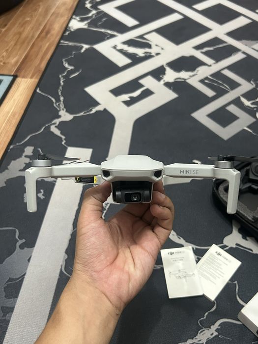 Dji mini дрон.