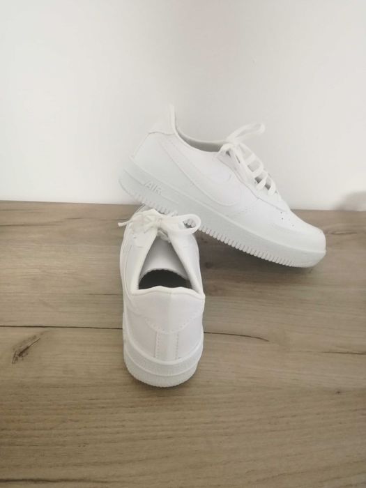 Дамски маратонки