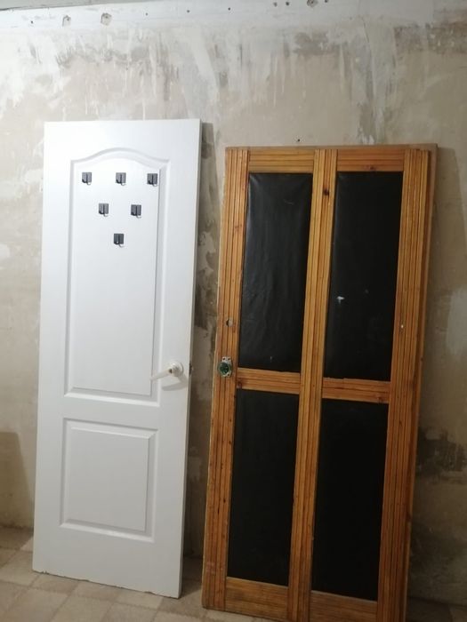 Межкомнатные деревянные двери.