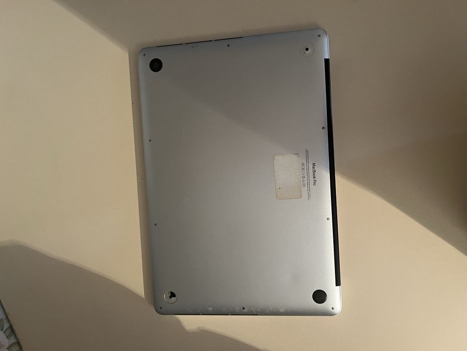 MacBook Pro (Retina, 15-inch, Mid 2014)