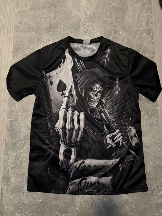 Продавам тениски