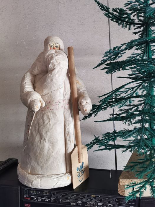 Дед Мороз.Папьемаше. 47см.