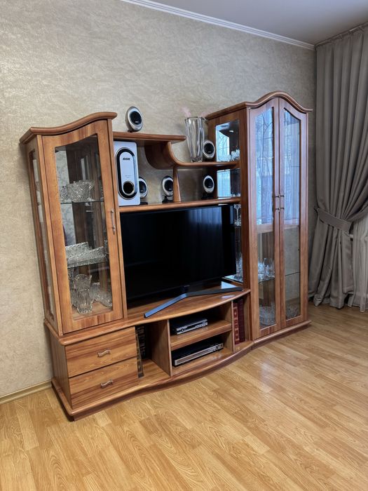 Шкаф для посуды , горка