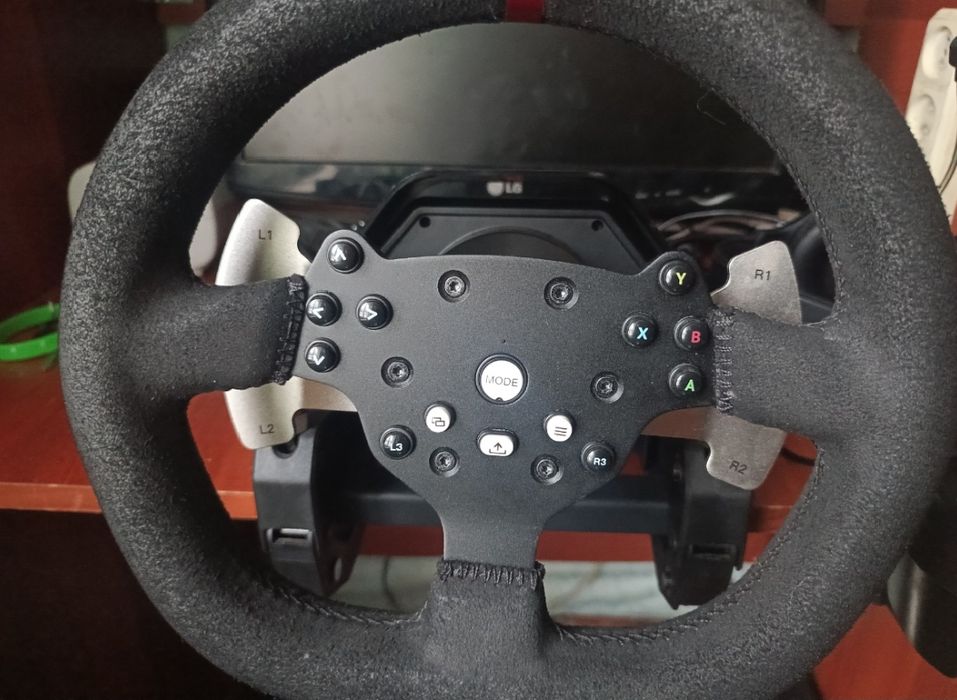Продам игровой руль