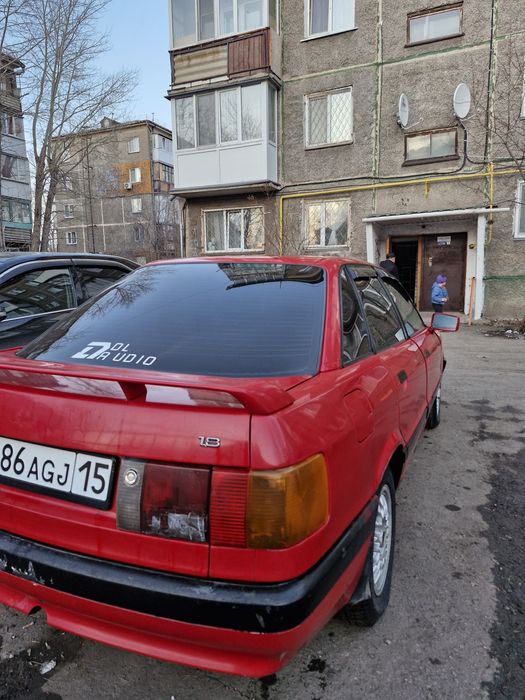 Продам Ауди 80 б3