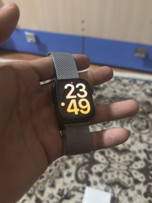 В продаже Apple watch SE 40mm