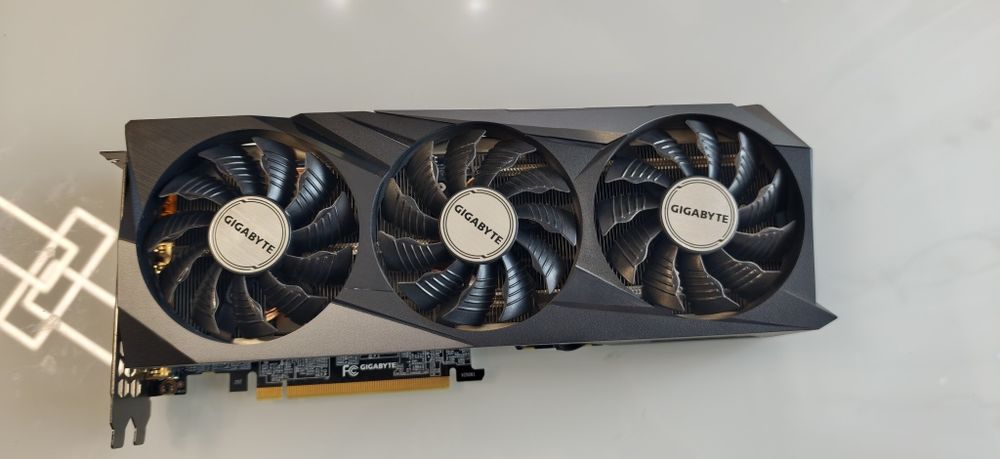 Видеокарта GIGABYTE 3070