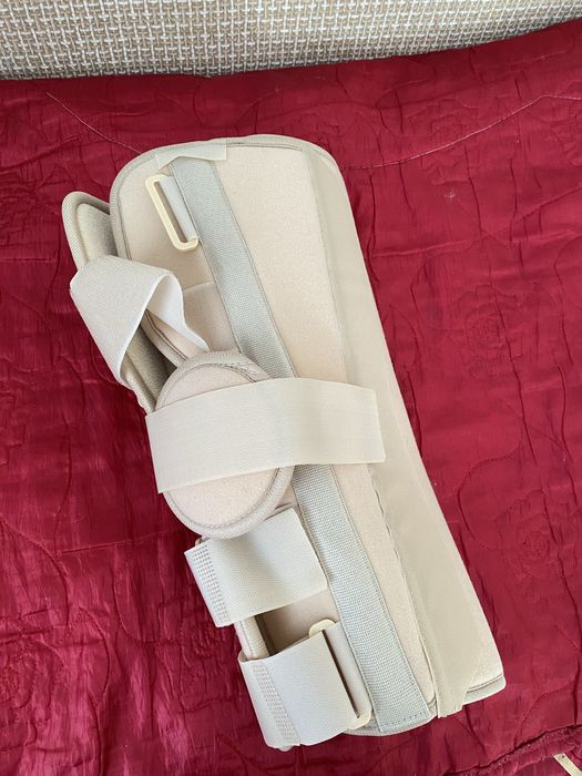 Бандаж, фиксатор