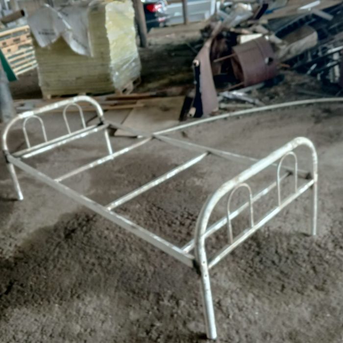 Продам кровати ремонтные (15) шт. Матрсы б/у