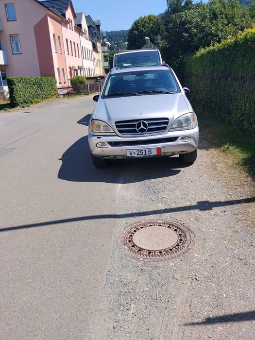 Mercedes ML 500 с подаръци