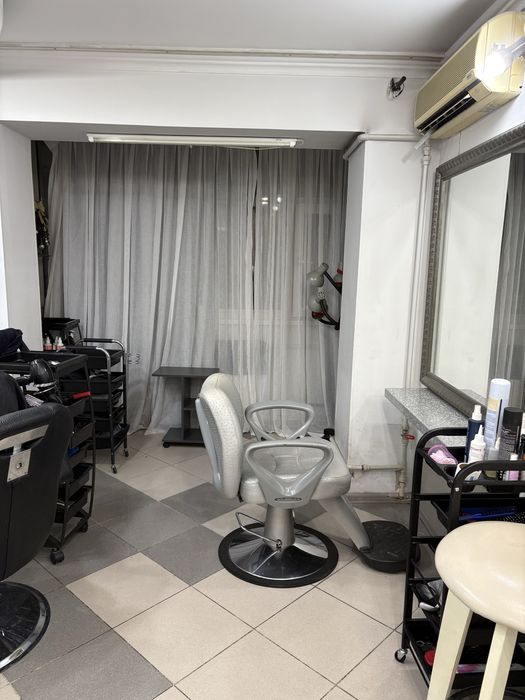 Сдам кресло парикмахера