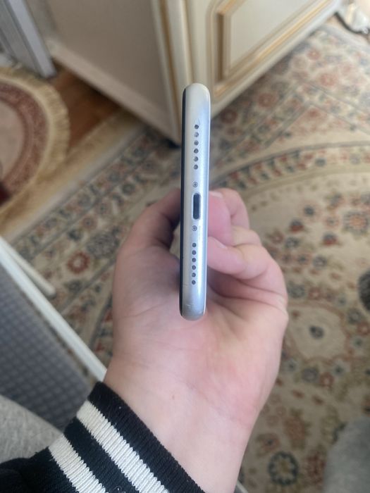 Айфон 11 хорошем сост