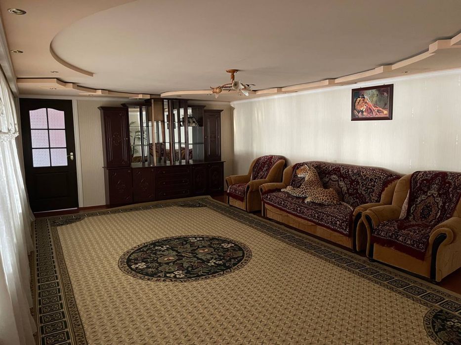 Xovli sotiladi srochna!