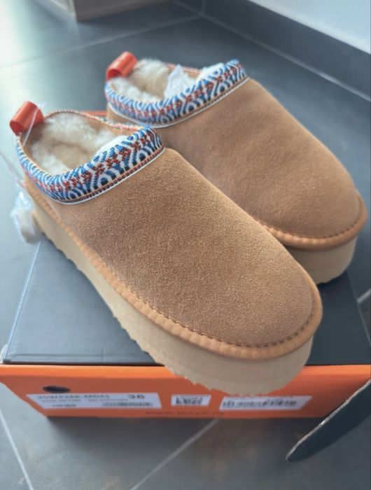 Saboti Epica  cu blana potriviti pentru acest sezon