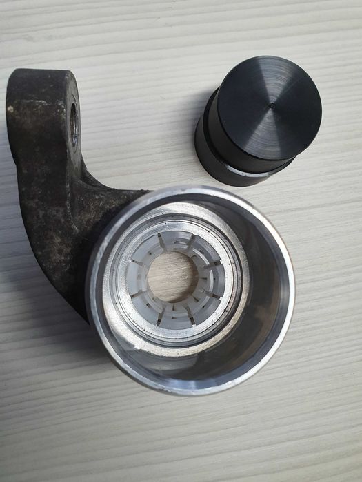 Bucsa bucse caseta de directie: Mini Cooper - R55 / R56 / R57 (2007-2014) / Mercedes A Class - Generatia 2 / Mercedes B Class - Generatia 1