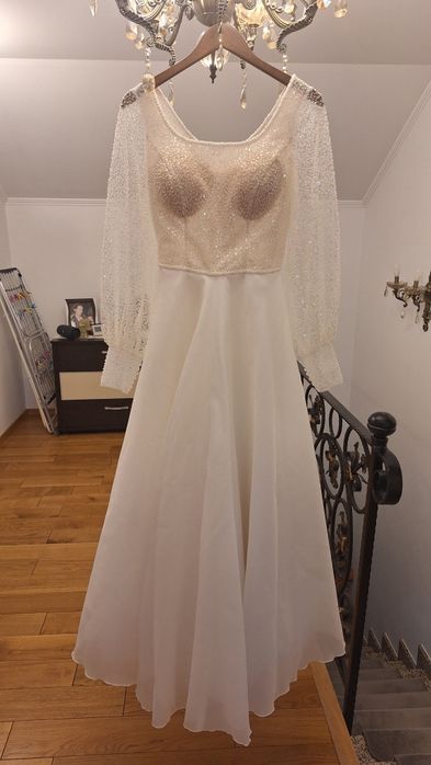 Vand rochie de mireasa