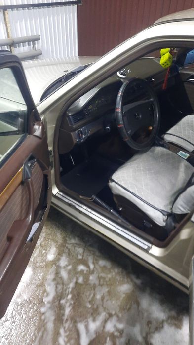 Продам мерс 124 102 матор