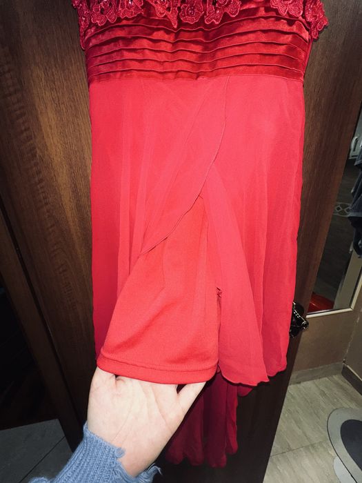 Rochie roz scurta cu trana