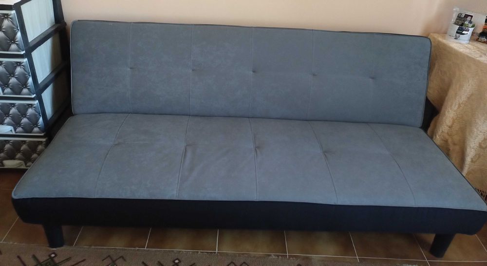 Диван с опция за сън