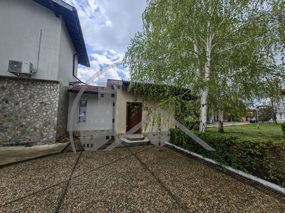 Продава се Тристаен апартамент в с. Рогачево, Област Добрич - 79 кв.м за 1013 €/кв.м - Снимка #11