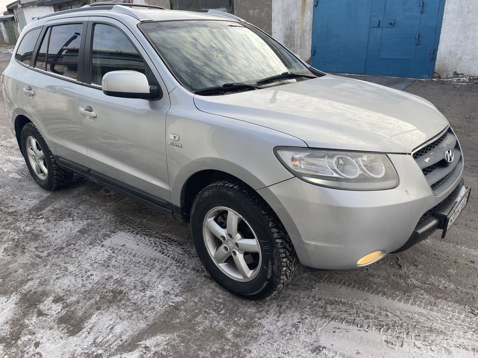 Авто hyundai santa fe……..