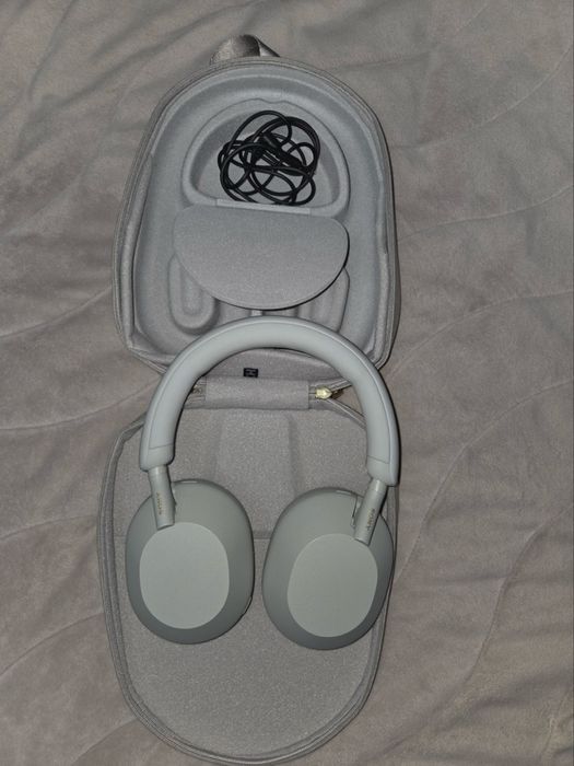 Sony wh-1000xm5 слушалки